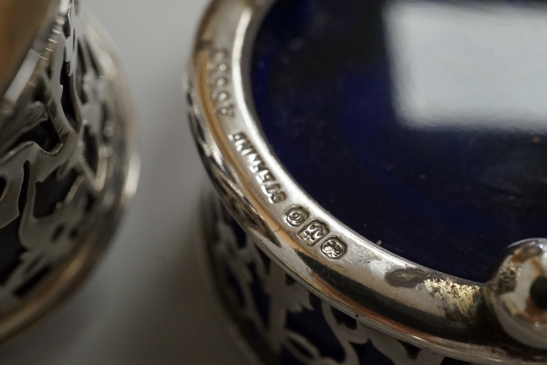 A George V silver salver by Alexander Clark & Co Ltd, of shaped circular form, with shell and scroll border, Birmingham, 1931, 27cm, 16oz.